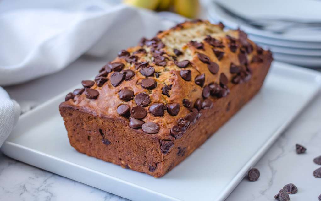 banana cake with chocolate chips