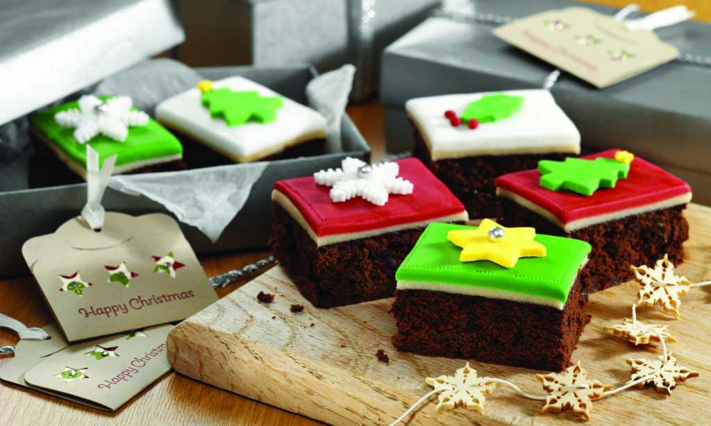 christmas-cake-brownies for Christmas baking