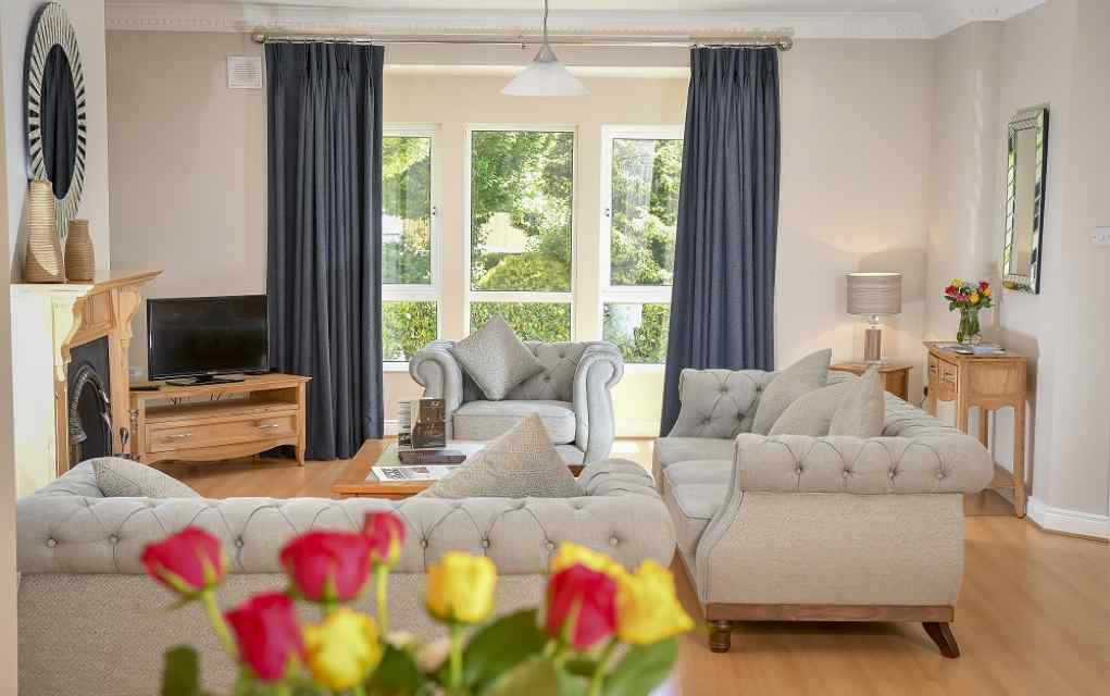 mount wolseley resort houses living room